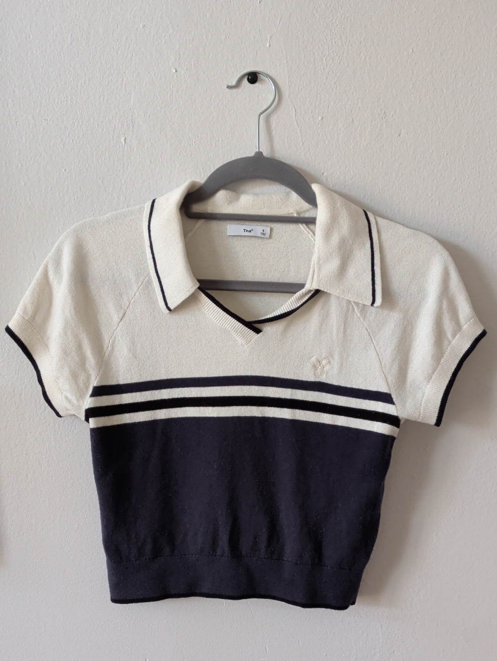 Aritzia TNA cropped polo